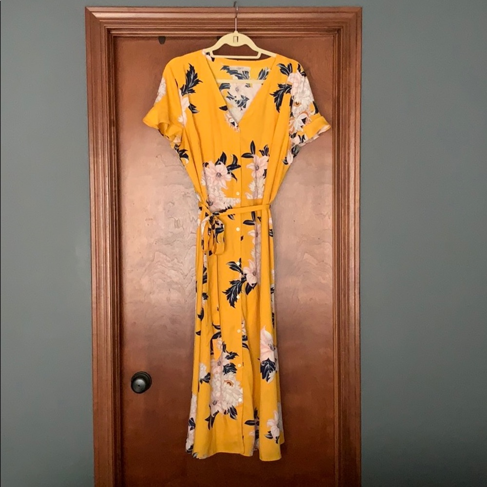 Bouquet Flutter Yellow Floral Dress